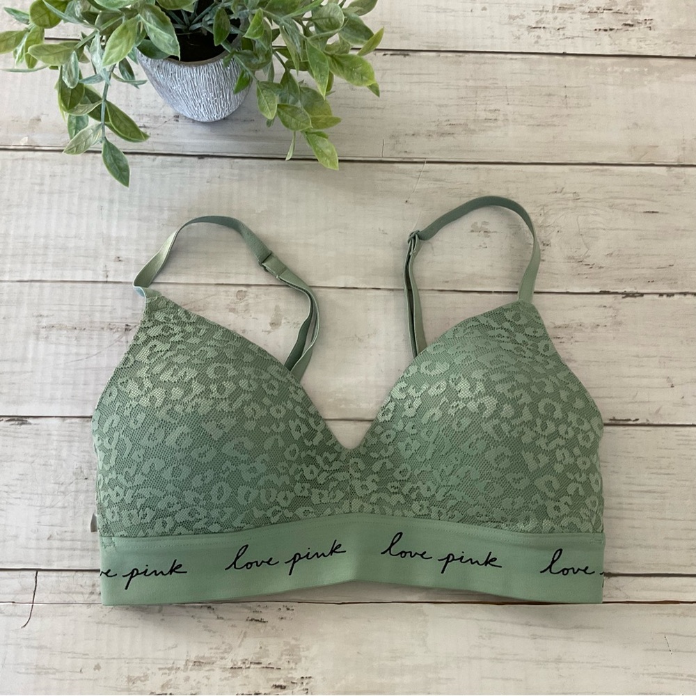 PINK Victoria's Secret Sage Lace Bralette 32C. Adjustable back lace bra small